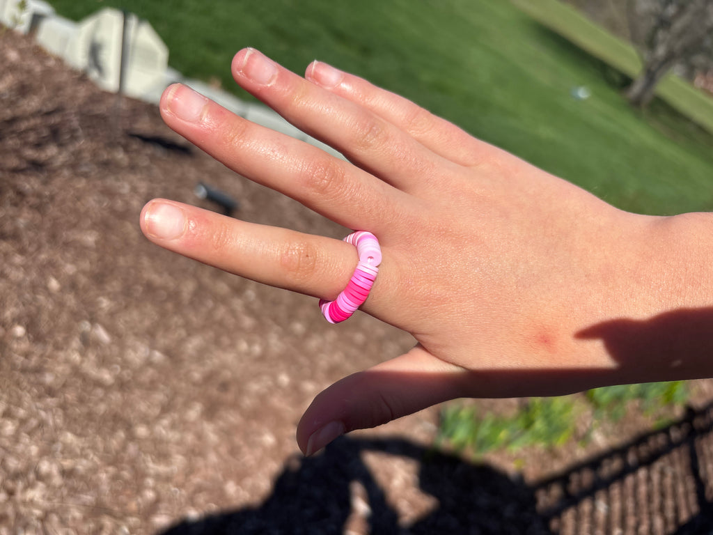 Mixed pink ring
